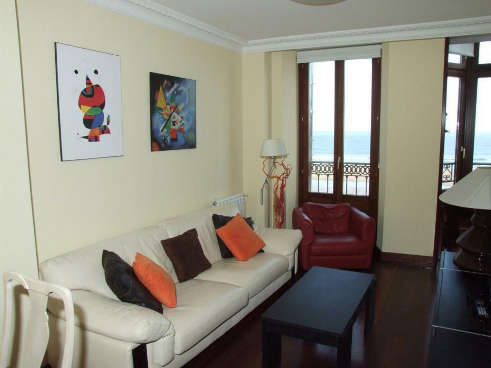 Vivienda En Gijon Frente Al Mar Vila Exterior foto