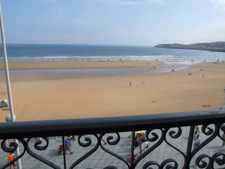 Vivienda En Gijon Frente Al Mar Vila Exterior foto